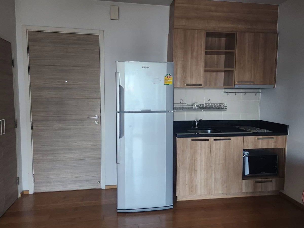 For SaleCondoWongwianyai, Charoennakor : ⚡️Hot Deal⚡️Hive taksin 💎49 Sqm 💎 3.95 Mb🔥 Cheapest in the market ⚡️ Open Bts view, not blocked⚡️If interested, contact to make an appointment to view🔥 Putter 0928895628🔥