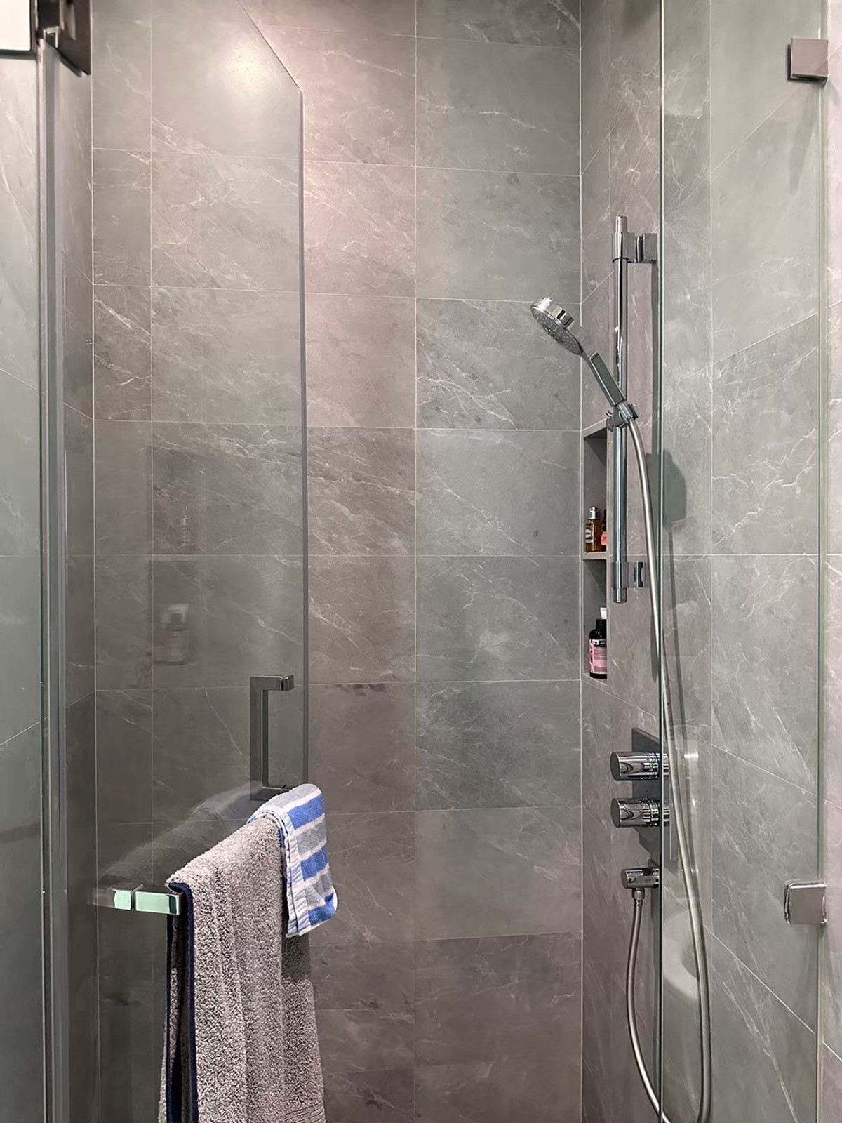 ขายคอนโดวิทยุ ชิดลม หลังสวน : 🔥 ขายด่วน 🔥  ห้องสวย ตรงปก ห้องมุม กว้าง  ห้องใหม่ ไม่เคยอยู่ ไม่เคยปล่อยเช่า Call 0619824959