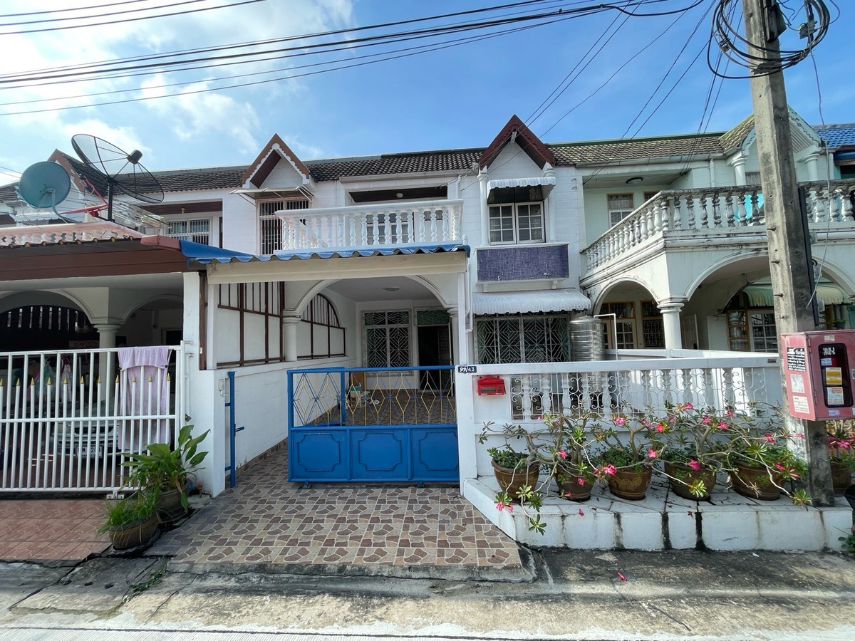 ขายบ้านวิภาวดี ดอนเมือง หลักสี่ : ขายทาวน์เฮ้าส์ 2 ชั้น ใกล้สนามบินดอนเมือง หลังบิ๊กซี สะพานควาย