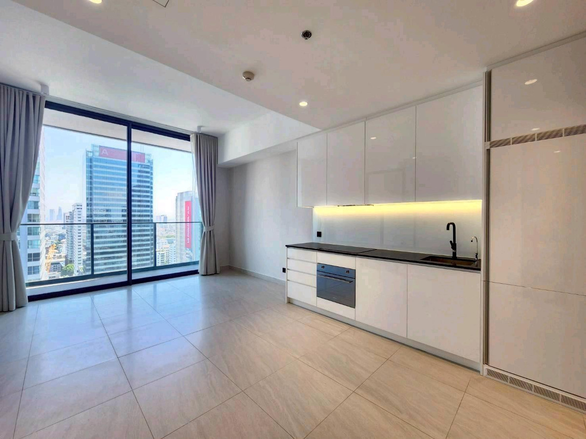 ขายคอนโดสาทร นราธิวาส : ขายคอนโด TAIT Sathorn 12 | 1 ห้องนอนใหญ่ 67 ตร.ม. | ห้อง Rare Item ใจกลางสาทร