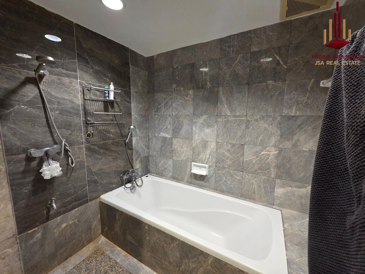 For RentCondoSathorn, Narathiwat : ✨ For Rent : Baan Prueksasiri 2 Condo ✨ 💰 Only 32,000 thb/month