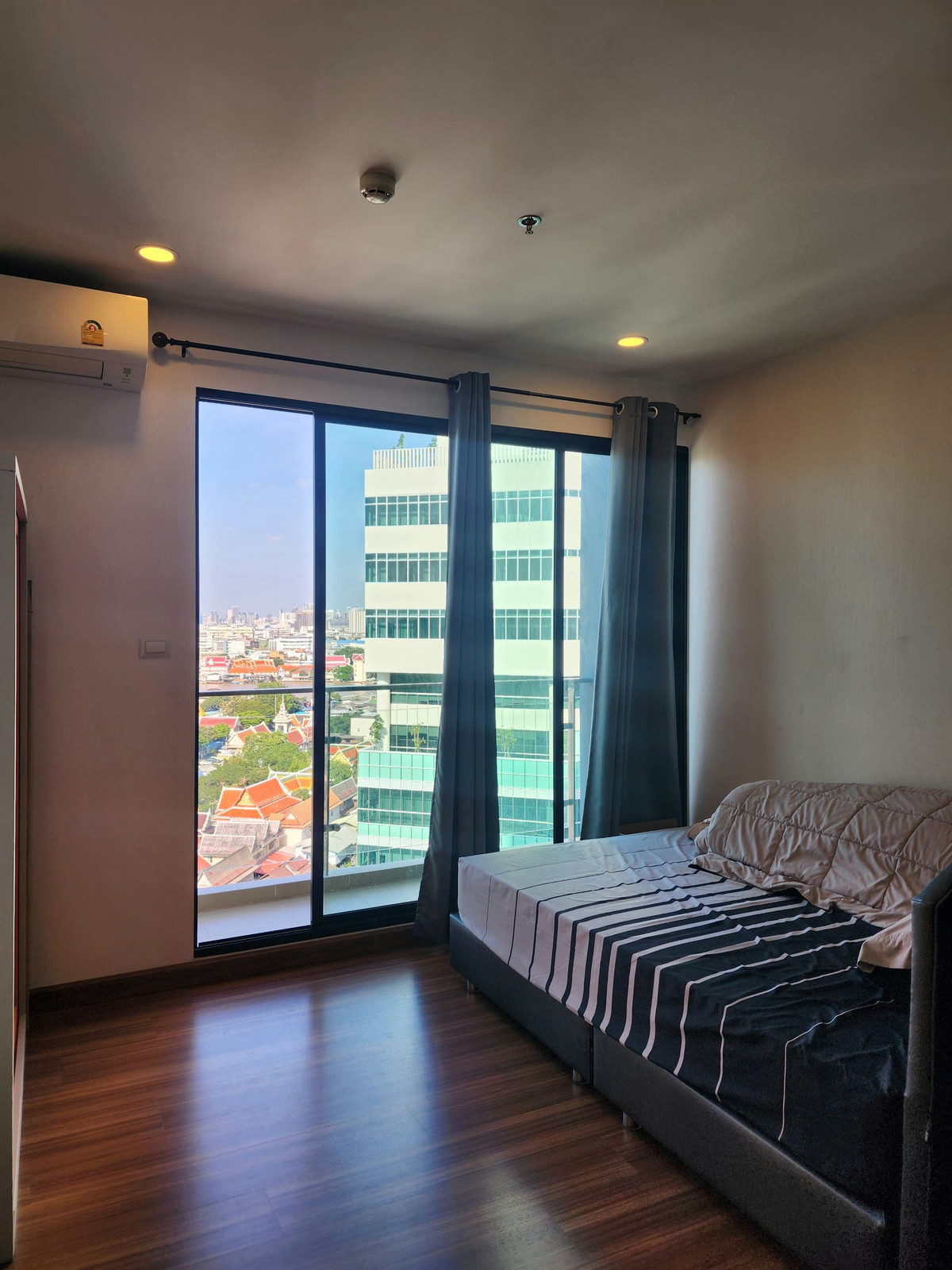 For RentCondoWongwianyai, Charoennakor : 📣 Condo for Rent at Supalai Premier Charoen Nakhon 📣
