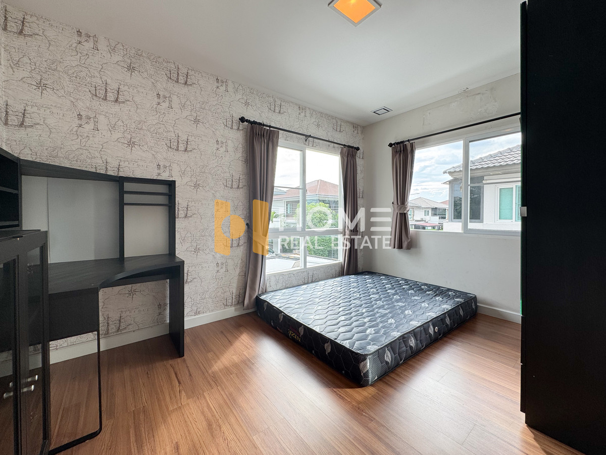 ขายบ้านลาดกระบัง สุวรรณภูมิ : ตำแหน่งใกล้ส่วนกลาง ✨ มัณฑนา อ่อนนุช - วงแหวน 4 / 3 ห้องนอน (ขาย), Manthana Onnut - Wongwan 4 / 3 Bedrooms (FOR SALE) POON089