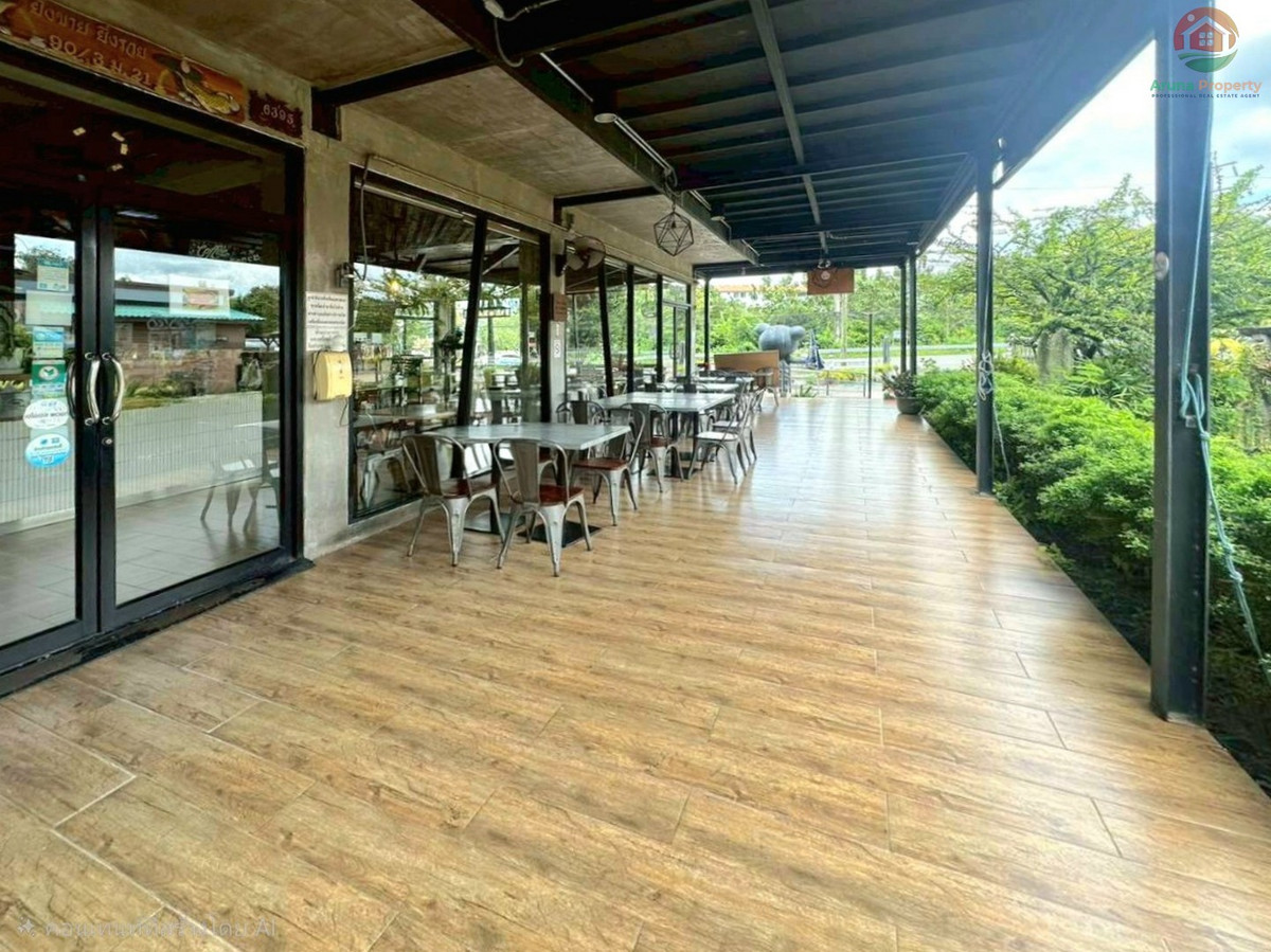 For SaleHotel&Apartment BusinessPrachin Buri : 2 star resort and restaurant business Next to the road up to Khao Yai, Prachinburi
