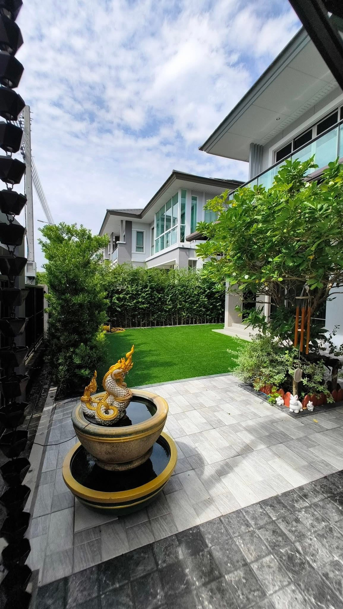 For SaleHouseChaengwatana, Muangthong : Luxury detached house for sale modern style Simple, elegant but perfect in every corner. The Palm Chaengwattana-Chaiyaphruek 70 square meters.