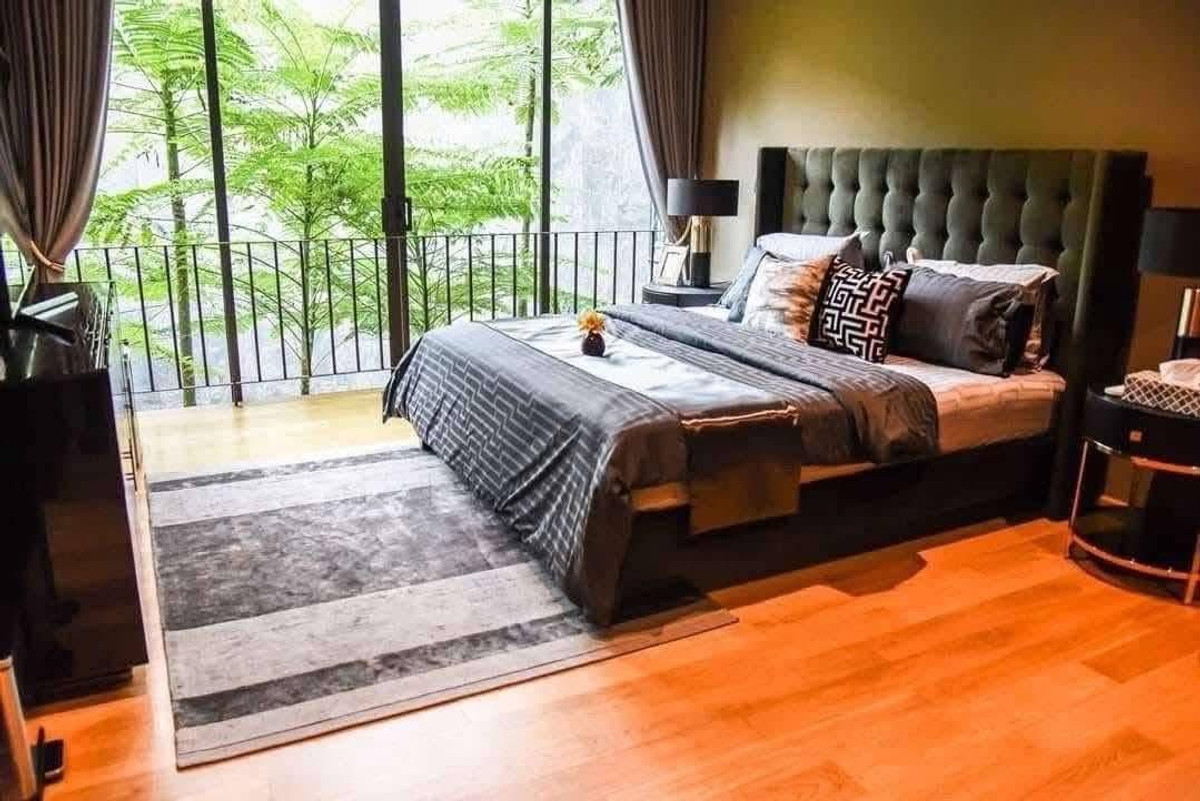 For SaleHouseChokchai 4, Ladprao 71, Ladprao 48, : Luxurious 3-story house for sale with swimming pool Behind Central Eastville, Nakniwat 21, Lat Phrao 71, land size 101 sq m., usable area 700 sq m.