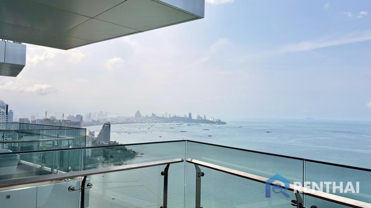 For SaleCondoPattaya, Bangsaen, Chonburi : Luxury Beachfront Condo at Arom Wongamat – 2 Bedrooms, Foreign Ownership, Special Price!
