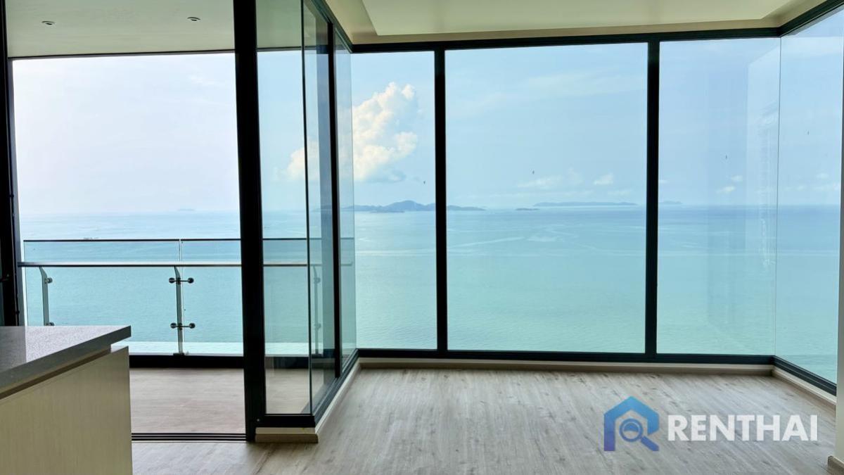 For SaleCondoPattaya, Bangsaen, Chonburi : Luxury Beachfront Condo at Arom Wongamat – 2 Bedrooms, Foreign Ownership, Special Price!