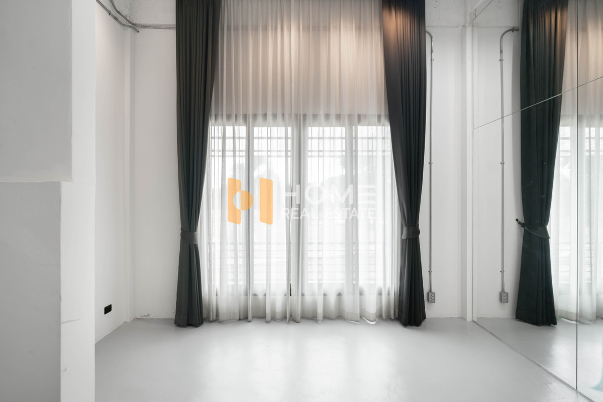 ขายทาวน์โฮมเลียบทางด่วนรามอินทรา : แต่งใหม่พร้อมอยู่ ✨ ทาวน์โฮม คาซ่า ซิตี้ สุคนธสวัสดิ์ 2 / 3 ห้องนอน (ขาย), Casa City Sukontasawat 2 / Townhome 3 Bedrooms (FOR SALE) TPM100