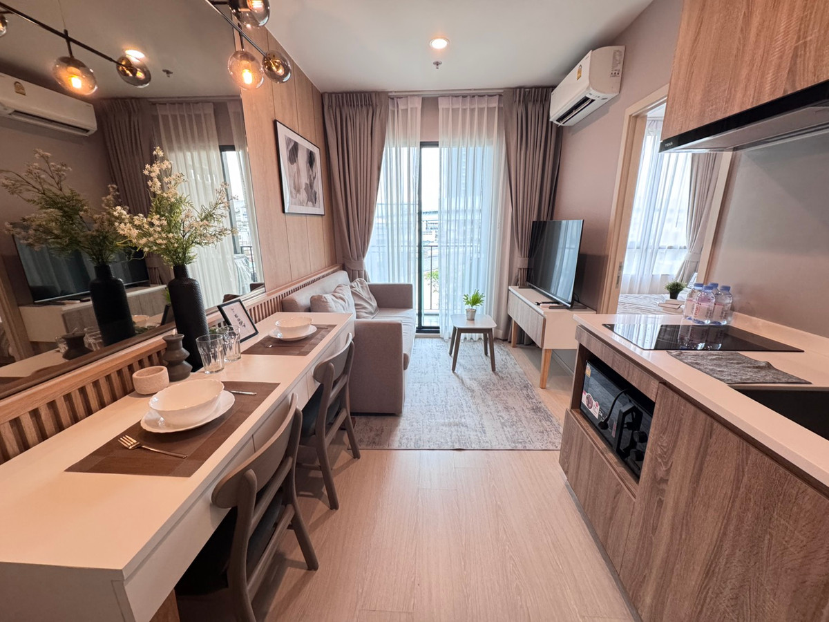 For RentCondoPinklao, Charansanitwong : Beautiful room, fully built-in, Nue Noble, Flashlight, Wang Lang, very beautiful room, available for rent.