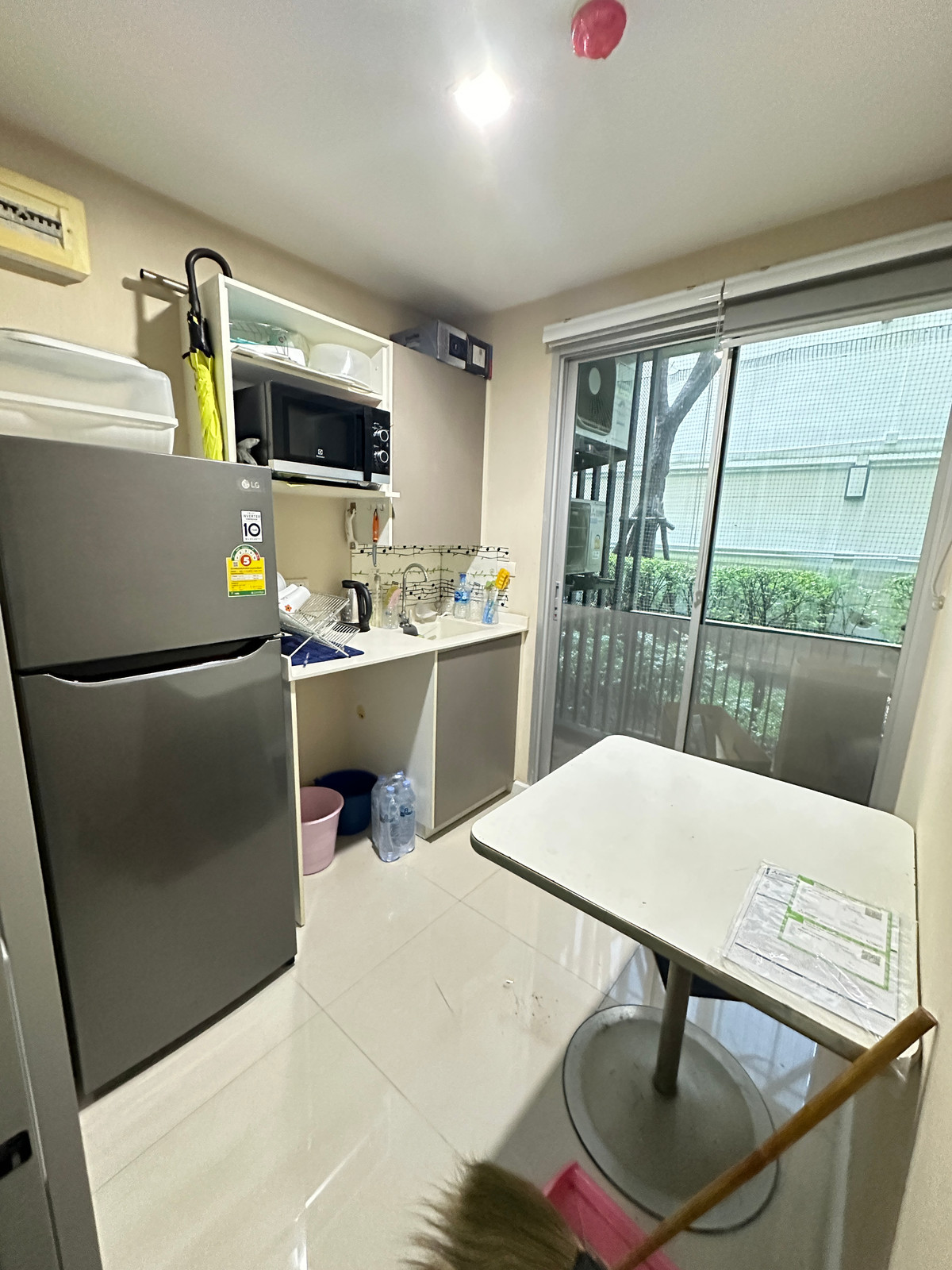 ขายคอนโดคลองเตย กล้วยน้ำไท : คอนโด เมโทร ลักซ์ metro luxe  28 ตรม 1 นอน ชั้นล่าง แต่งครบ ยีลด์ดี อยู่เองหรือปล่อยเช่าเหมาะมาก