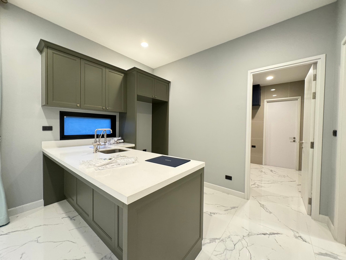 For RentHouseVipawadee, Don Mueang, Lak Si : Setthasiri Don Mueang, single house near the airport. Vacant and ready for rent You can inquire and make an appointment to view.