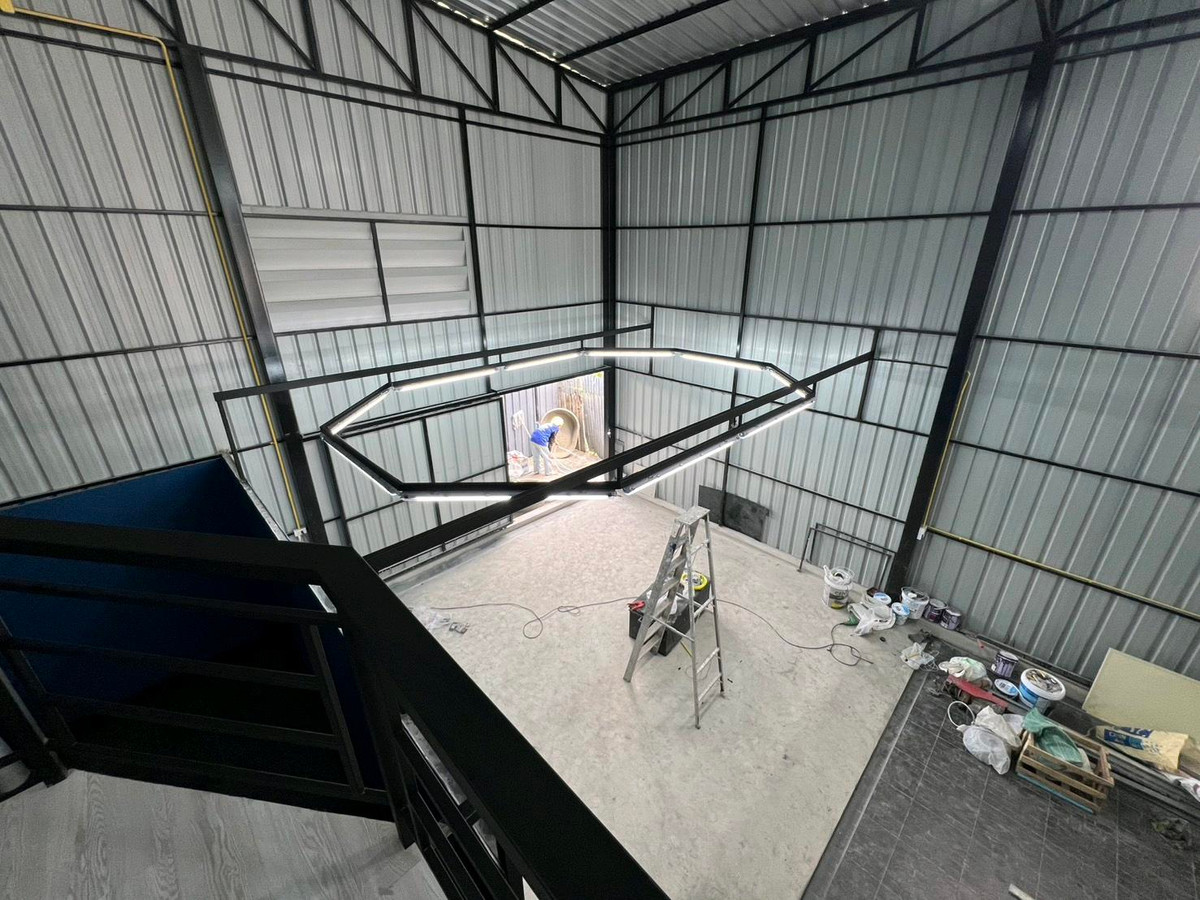 เซ้งโกดังนวมินทร์ รามอินทรา : เซ้งกิจการ: อู่ซ่อมรถพร้อมเปิดต่อได้ทันที – ทำเลรามอินทรา (ช่วงซอย 93–97)