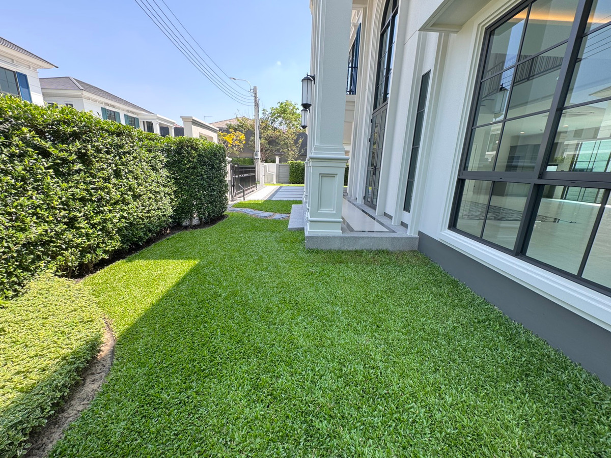 For RentHouseChaengwatana, Muangthong : Large detached house Setthasiri Ngamwongwarn new house ready for rent. Near Ngamwongswan Expressway