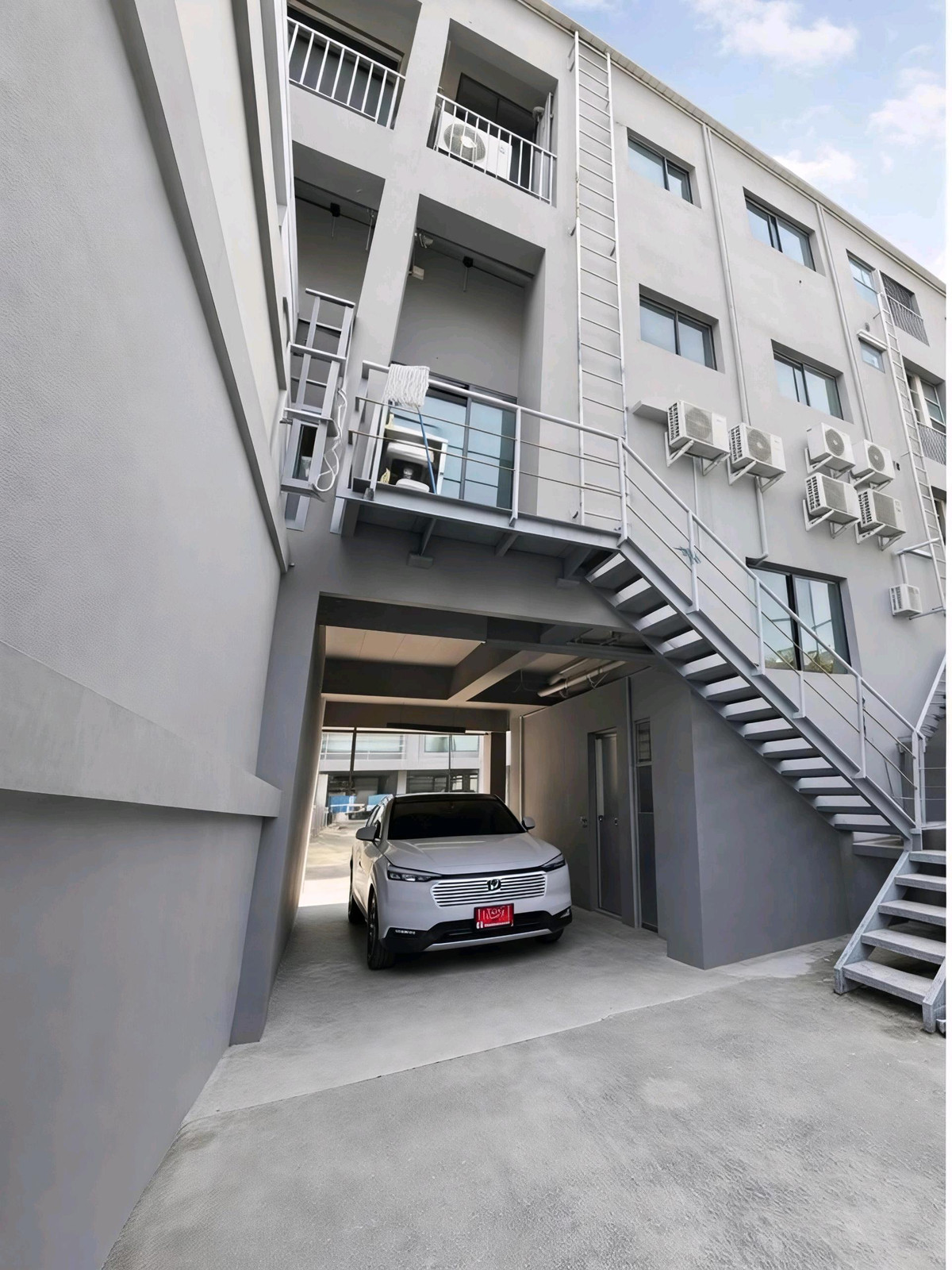 ขายโฮมออฟฟิศเลียบทางด่วนรามอินทรา : ขายโฮมออฟฟิศสวย 4 ชั้น ARCO เลียบด่วน–โยธินพัฒนา ใกล้ Central East Ville