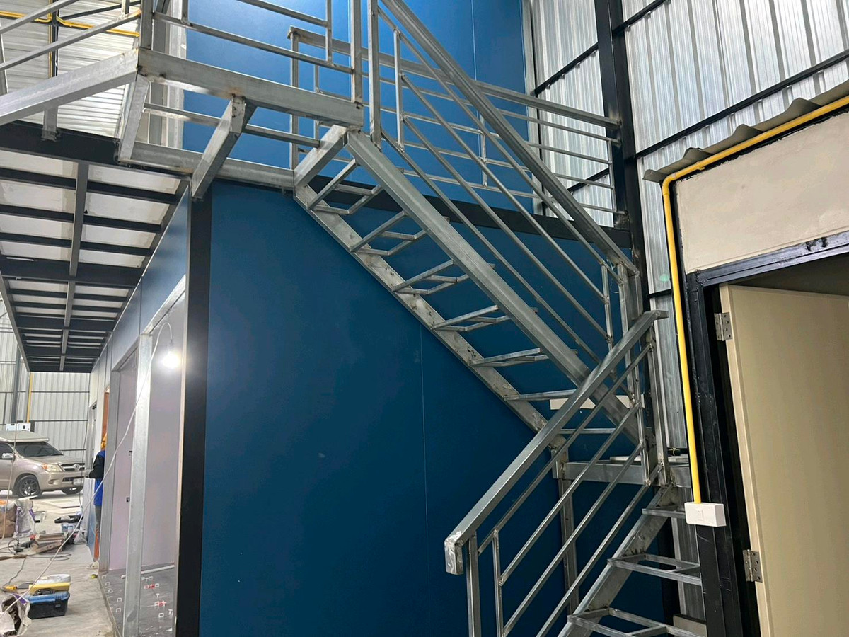 เซ้งโกดังนวมินทร์ รามอินทรา : เซ้งกิจการ: อู่ซ่อมรถพร้อมเปิดต่อได้ทันที – ทำเลรามอินทรา (ช่วงซอย 93–97)