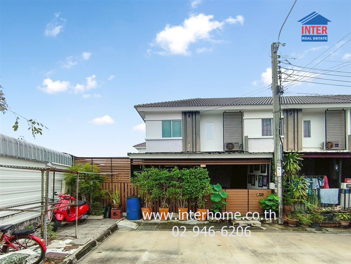 For SaleTownhomeRathburana, Suksawat : Townhouse, 2 floors, 29.9 sq m, Pruksa Village 82. Pracha Uthit-Rama 2 Pracha Uthit Road Pracha Uthit-Khu Sang Road Phra Samut Chedi, Samut Prakan