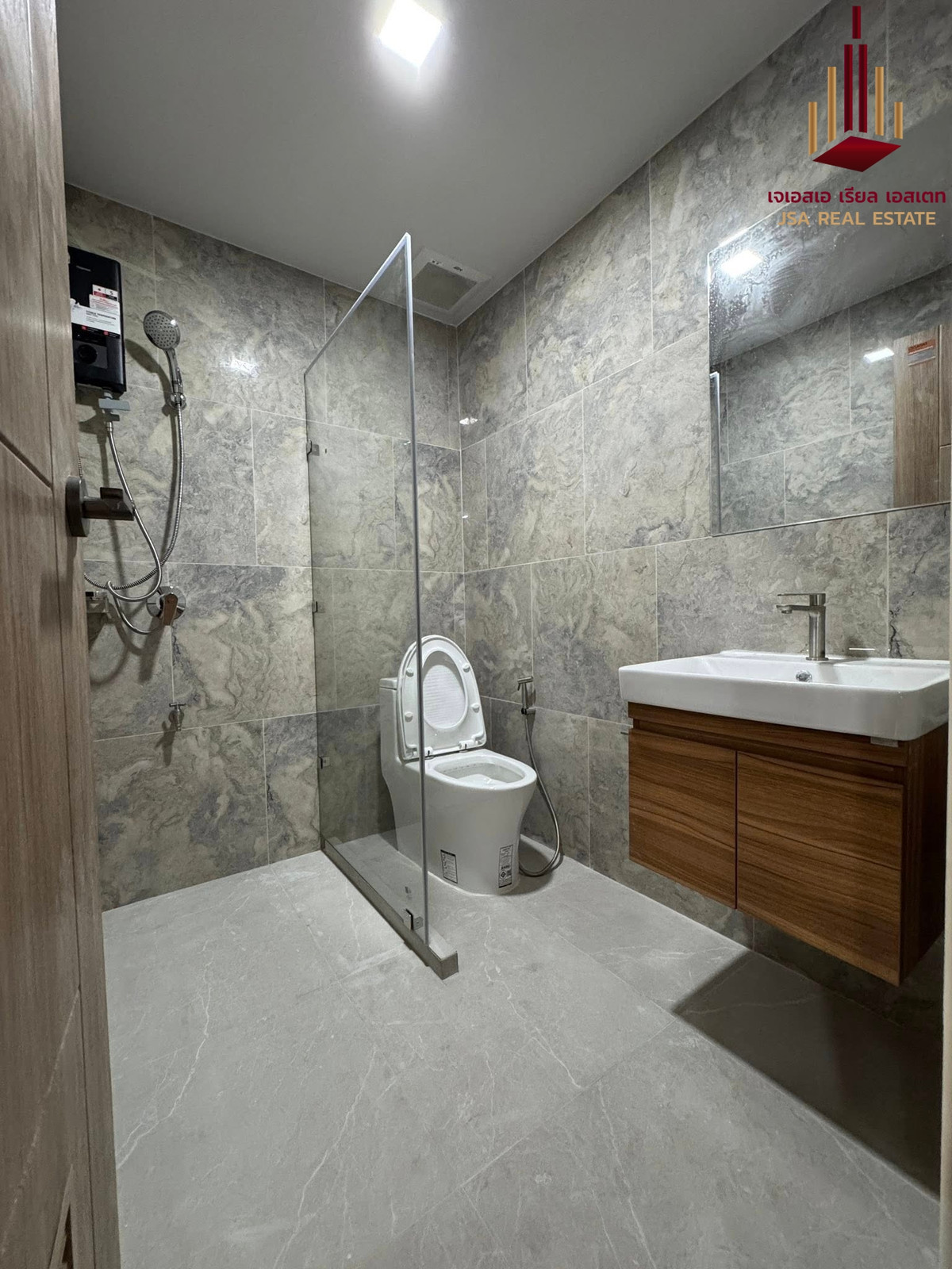 For RentCondoRamkhamhaeng, Hua Mak : ✨ For Rent : Sriwara Garden Condo ✨ 💰 Only 22,000 thb/month