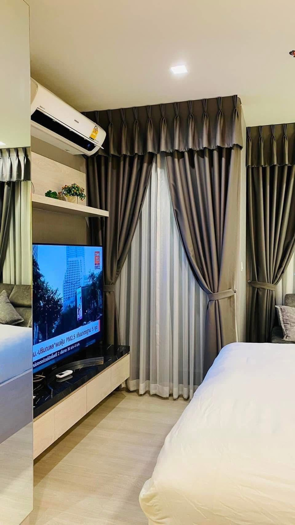 ให้เช่าคอนโดวิทยุ ชิดลม หลังสวน : ✨ GT16184  |  คอนโด Life One Wireless เดินทางสะดวก ใกล้รถไฟฟ้าบีทีเอส มีรถรับส่ง ห้องสวย เฟอร์นิเจอร์ครบ พร้อมอยู่!!