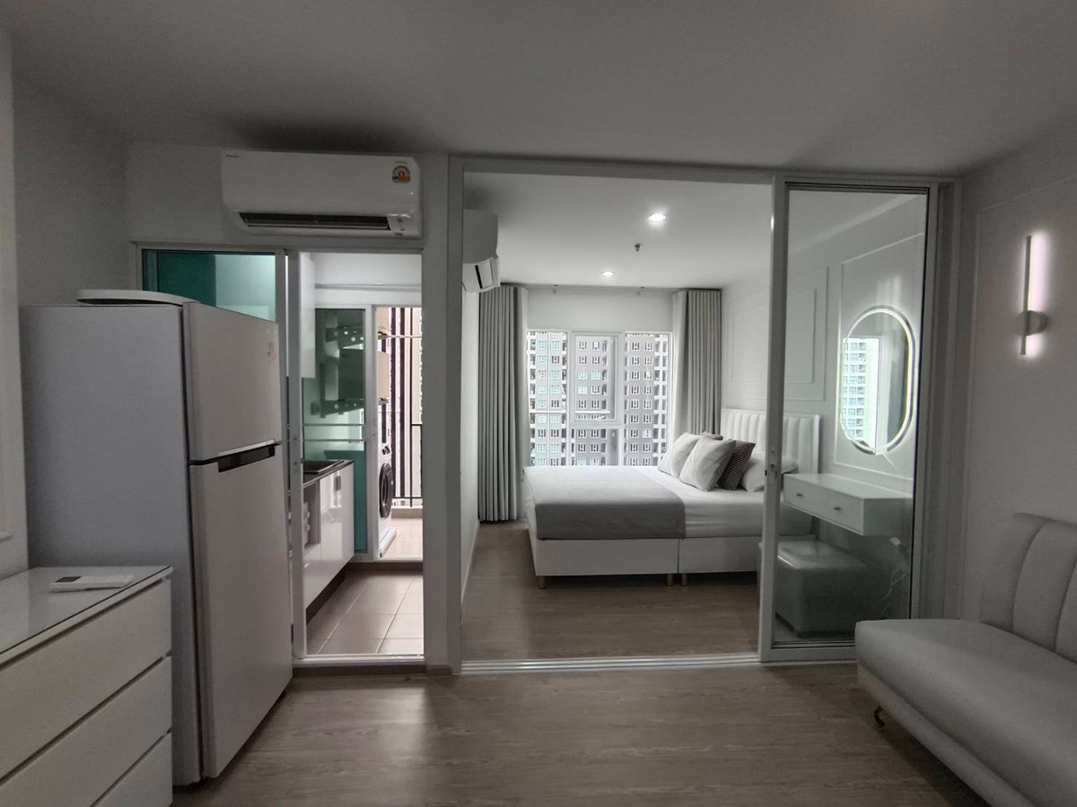 ให้เช่าคอนโดบางนา แบริ่ง ลาซาล : รีเจ้นท์ โฮม บางนา  1 ห้องนอน 1 ห้องน้ำ  ขนาด 29 ตรม   ชั้น 15  อาคาร บี  ราคาเช่า   12000/ด  (อยู่ได้2คน)