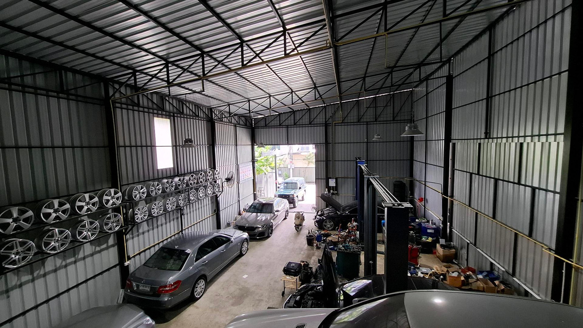 เซ้งโกดังนวมินทร์ รามอินทรา : เซ้งกิจการ: อู่ซ่อมรถพร้อมเปิดต่อได้ทันที – ทำเลรามอินทรา (ช่วงซอย 93–97)