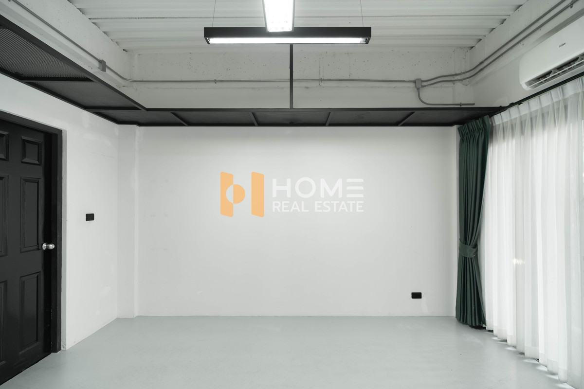 ขายทาวน์โฮมเลียบทางด่วนรามอินทรา : แต่งใหม่พร้อมอยู่ ✨ ทาวน์โฮม คาซ่า ซิตี้ สุคนธสวัสดิ์ 2 / 3 ห้องนอน (ขาย), Casa City Sukontasawat 2 / Townhome 3 Bedrooms (FOR SALE) TPM100