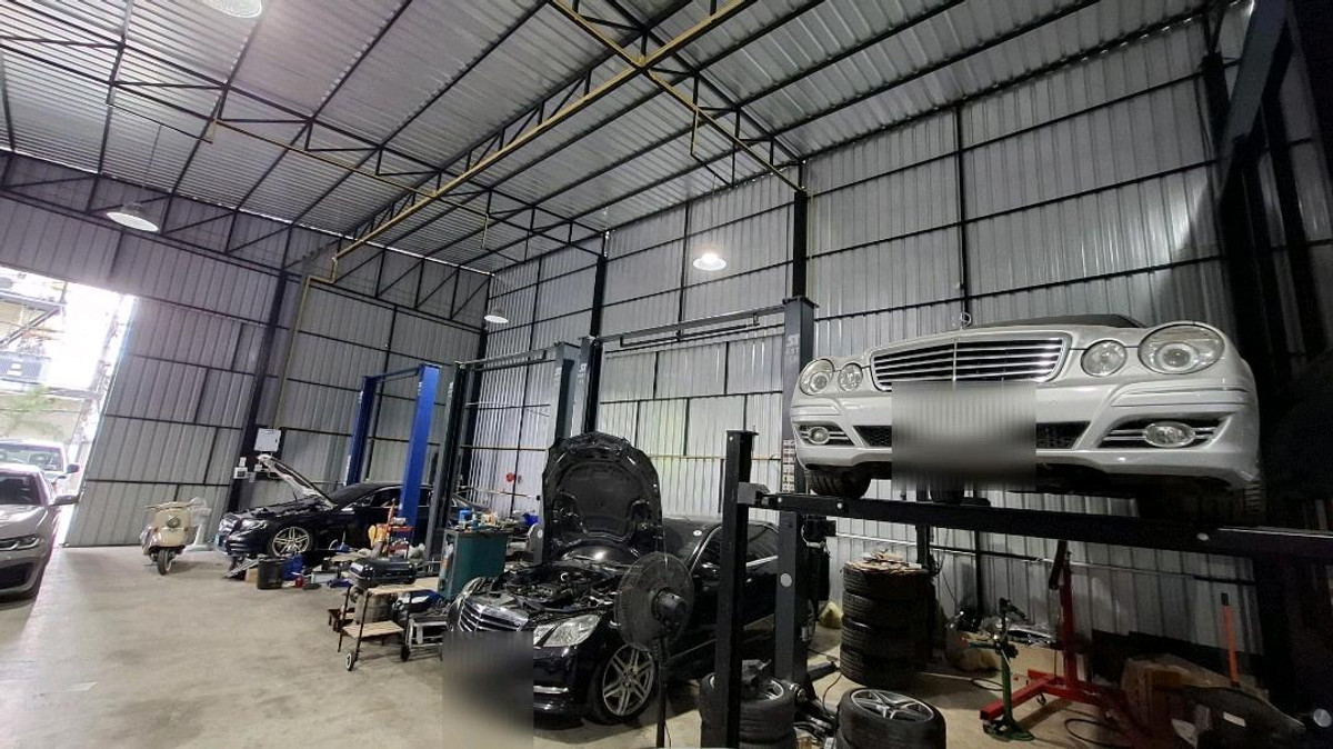 เซ้งโกดังนวมินทร์ รามอินทรา : เซ้งกิจการ: อู่ซ่อมรถพร้อมเปิดต่อได้ทันที – ทำเลรามอินทรา (ช่วงซอย 93–97)