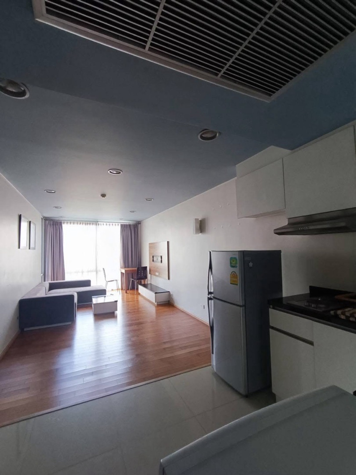 ให้เช่าคอนโดวิทยุ ชิดลม หลังสวน : ให้เช่า The Tempo Ruamrudee (BTS เพลินจิต 600m)