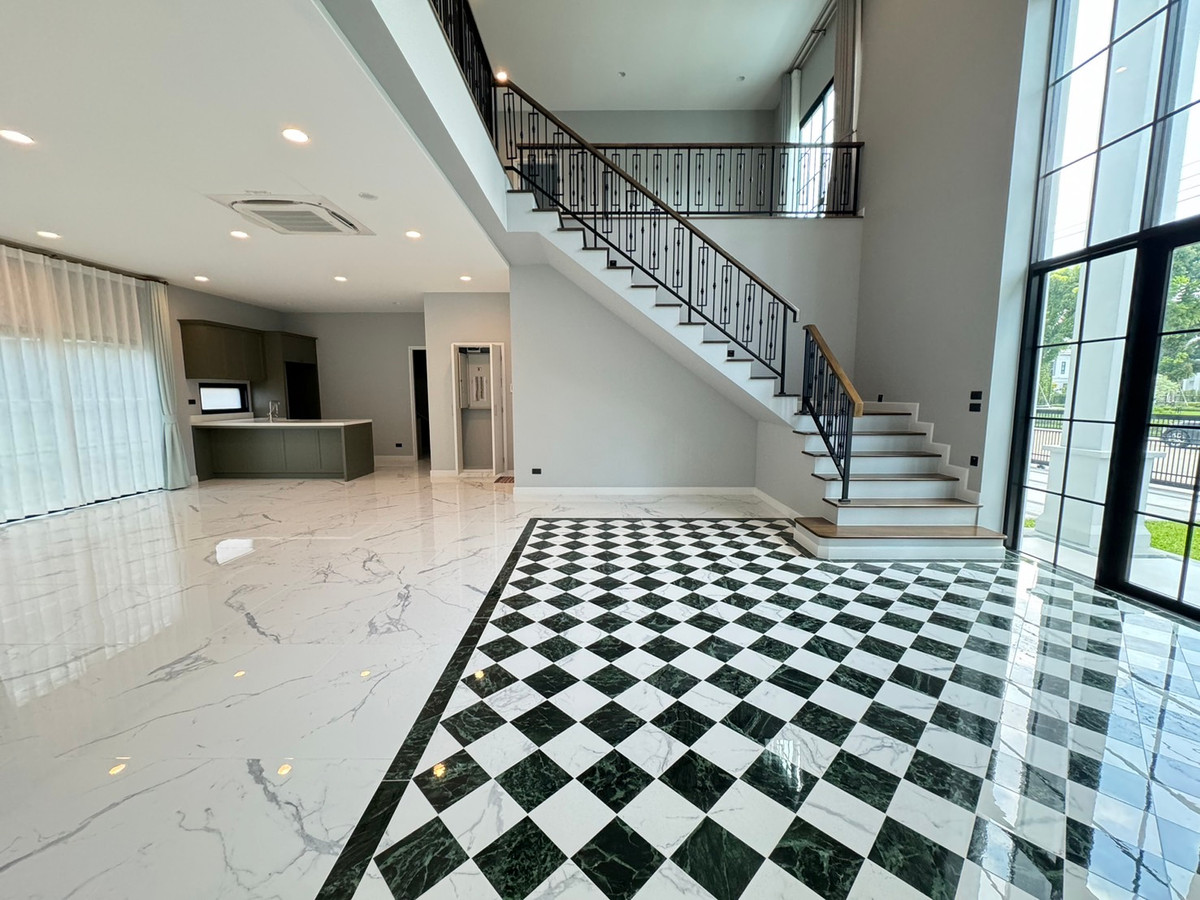 For RentHouseVipawadee, Don Mueang, Lak Si : Setthasiri Don Mueang, single house near the airport. Vacant and ready for rent You can inquire and make an appointment to view.