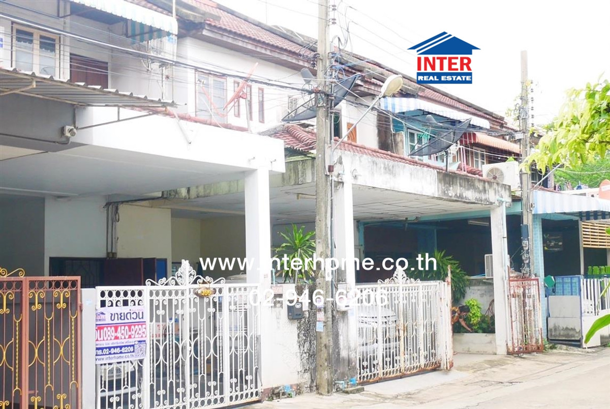 For SaleTownhomeLadkrabang, Suwannaphum Airport : Townhouse, 2 floors, 22 sq m, Somjai Village Village. Soi Chaloem Phra Kiat 30, Intersection 14, Chaloem Phra Kiat Road Srinakarin-Bangna Road, Prawet District, Bangkok