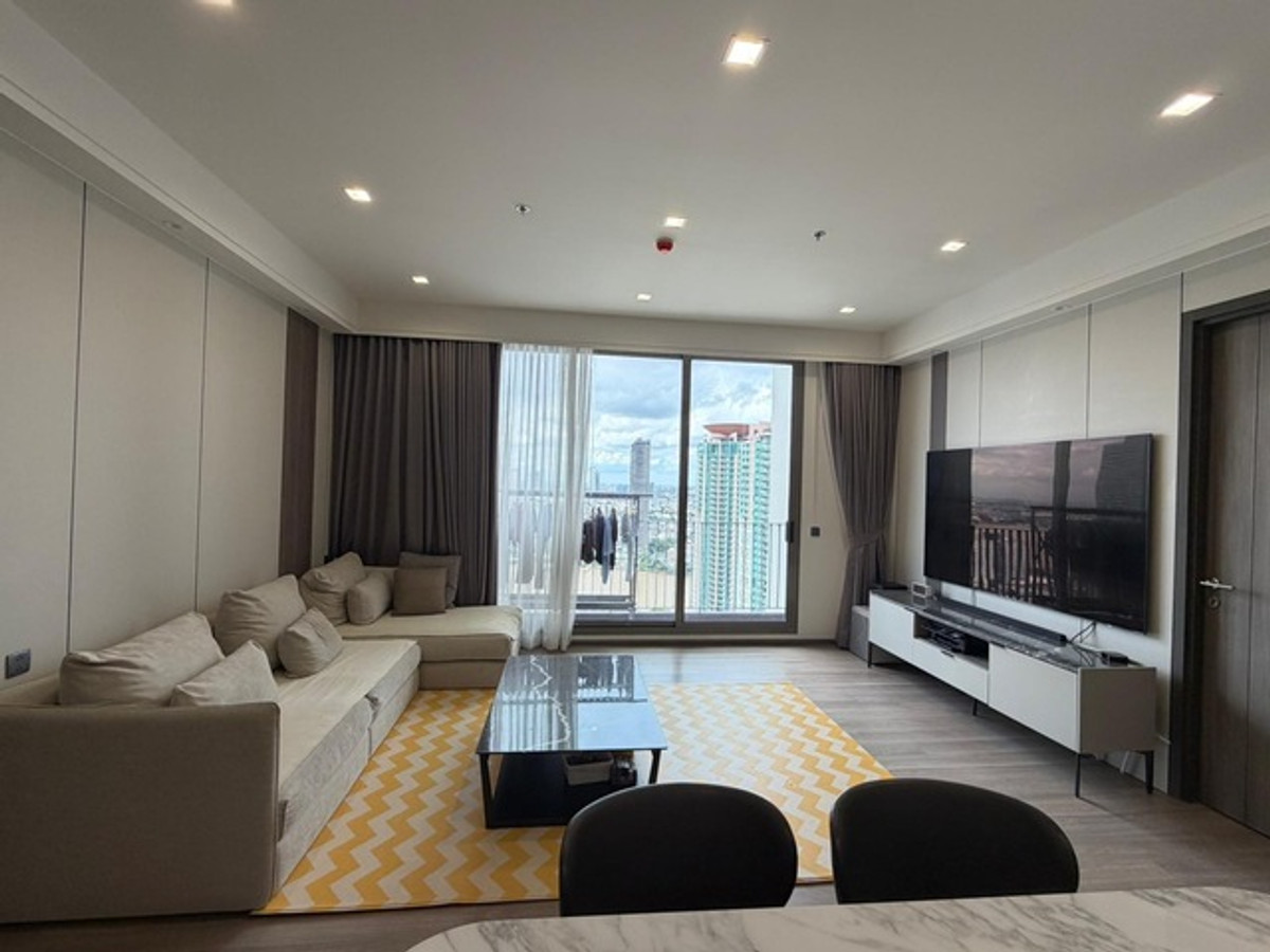 For SaleCondoSathorn, Narathiwat : For Sale - Rare 3-Bedroom Layout with Maid’s Room at Rhythm Charoenkrung Pavillion