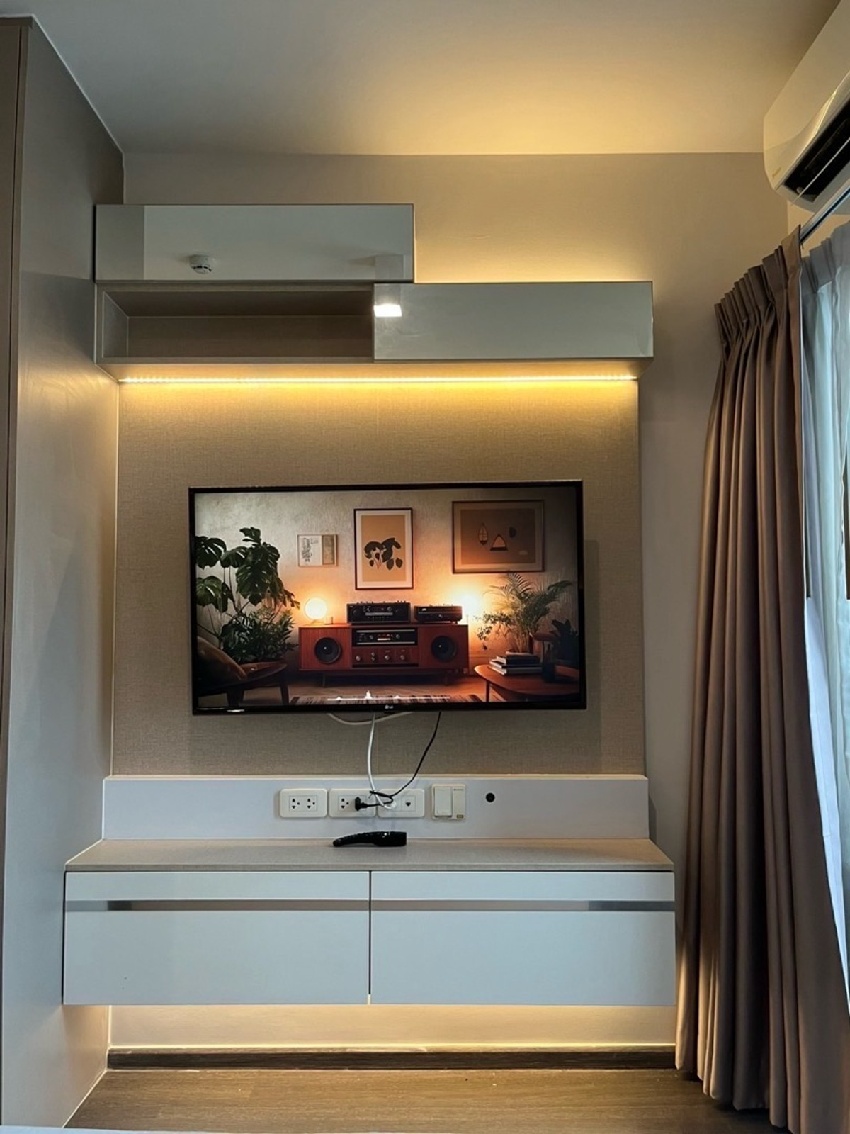 For RentCondoOnnut, Udomsuk : For rent, beautiful room, high floor, Ideo Sukhumvit 93