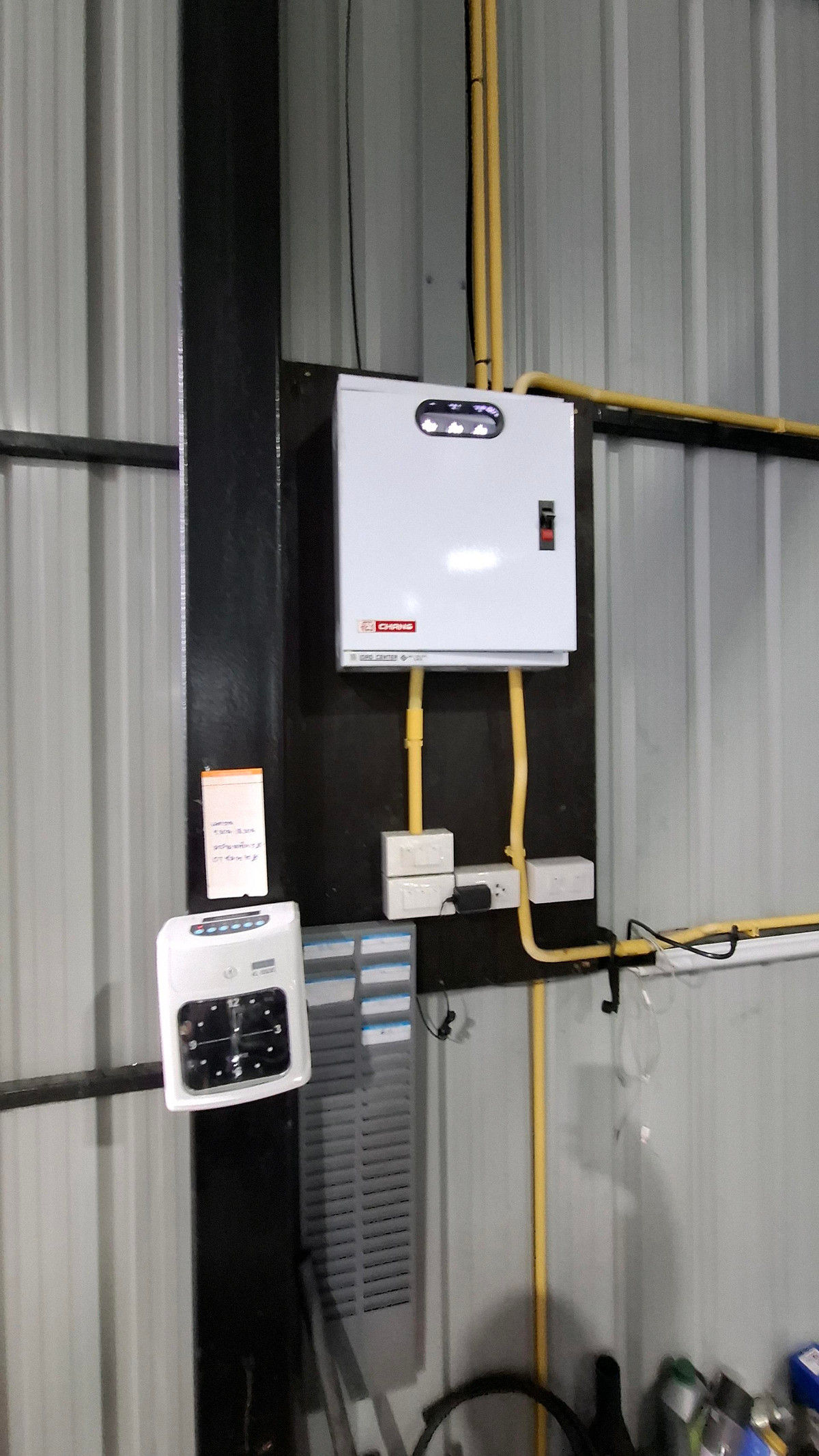 เซ้งโกดังนวมินทร์ รามอินทรา : เซ้งกิจการ: อู่ซ่อมรถพร้อมเปิดต่อได้ทันที – ทำเลรามอินทรา (ช่วงซอย 93–97)