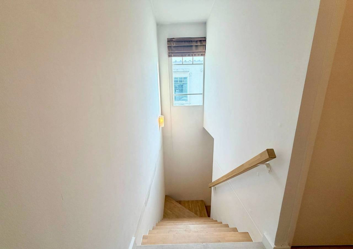 For SaleTownhomeNonthaburi, Bang Yai, Bangbuathong : Selling below cost! Indy (Bang Yai - opposite Westgate) Townhouse like new, 2 bedrooms, 3 bathrooms, 2 parking spaces.