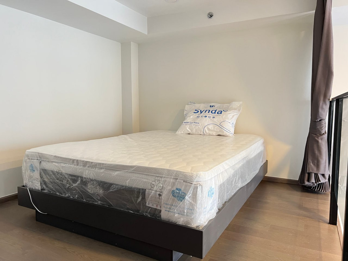 For RentCondoSiam Paragon ,Chulalongkorn,Samyan : Park Origin Chula Samyan【𝐒𝐄𝐋𝐋 & 𝐑𝐄𝐍𝐓】🔥Bright and airy in a minimalist tone, adding a relaxing touch to living in the heart of the city🔥 Contact Line ID: @hacondo