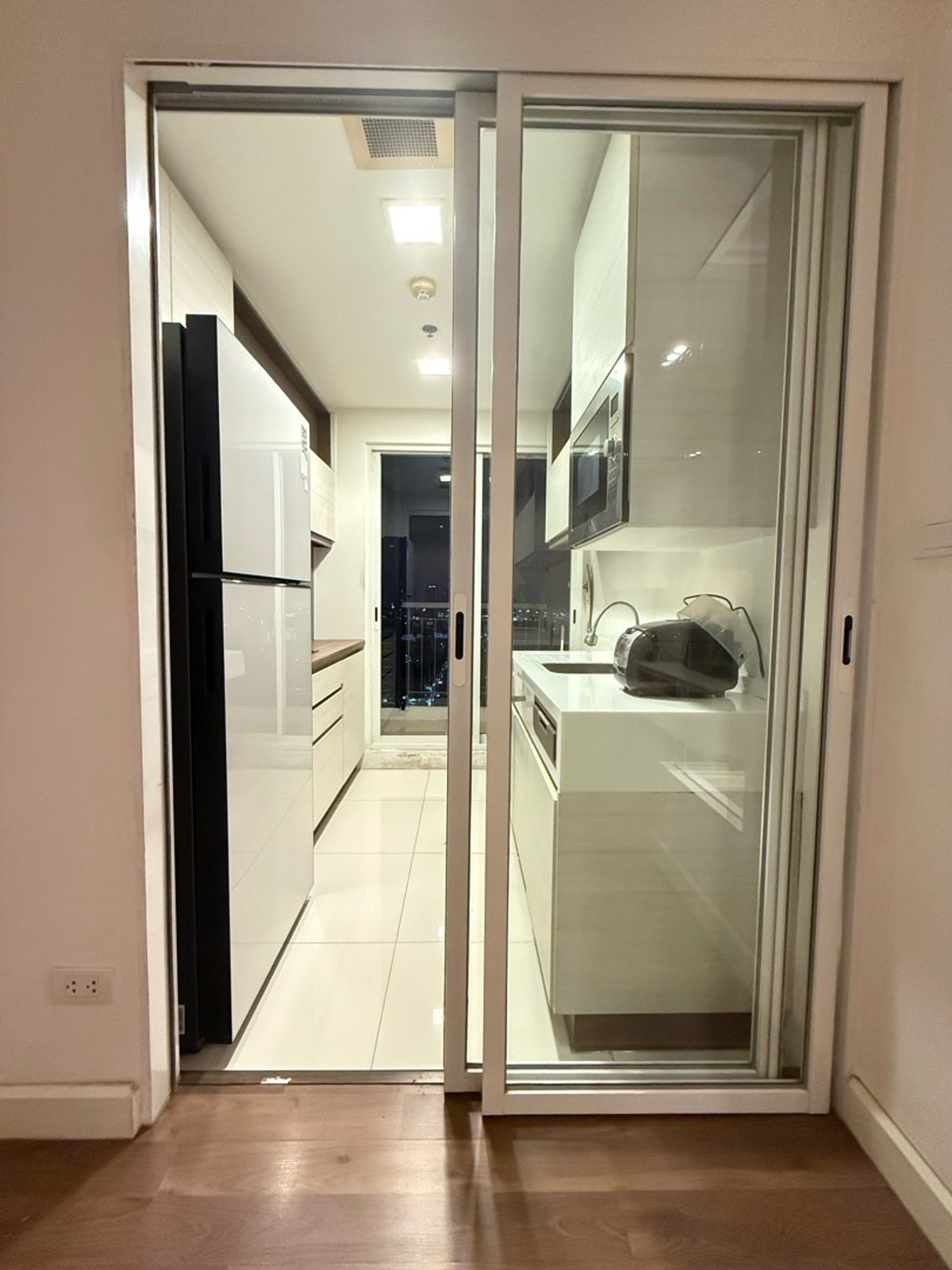 ให้เช่าคอนโดท่าพระ ตลาดพลู วุฒากาศ : 🔥ให้เช่าด่วน 🔥 The room สาทร-ตากสิน เฟอร์นิเจอร์ครบ พร้อมเข้าอยู่ เดินทางสะดวก ใกล้ BTS โพธิ์นิมิตร ❗