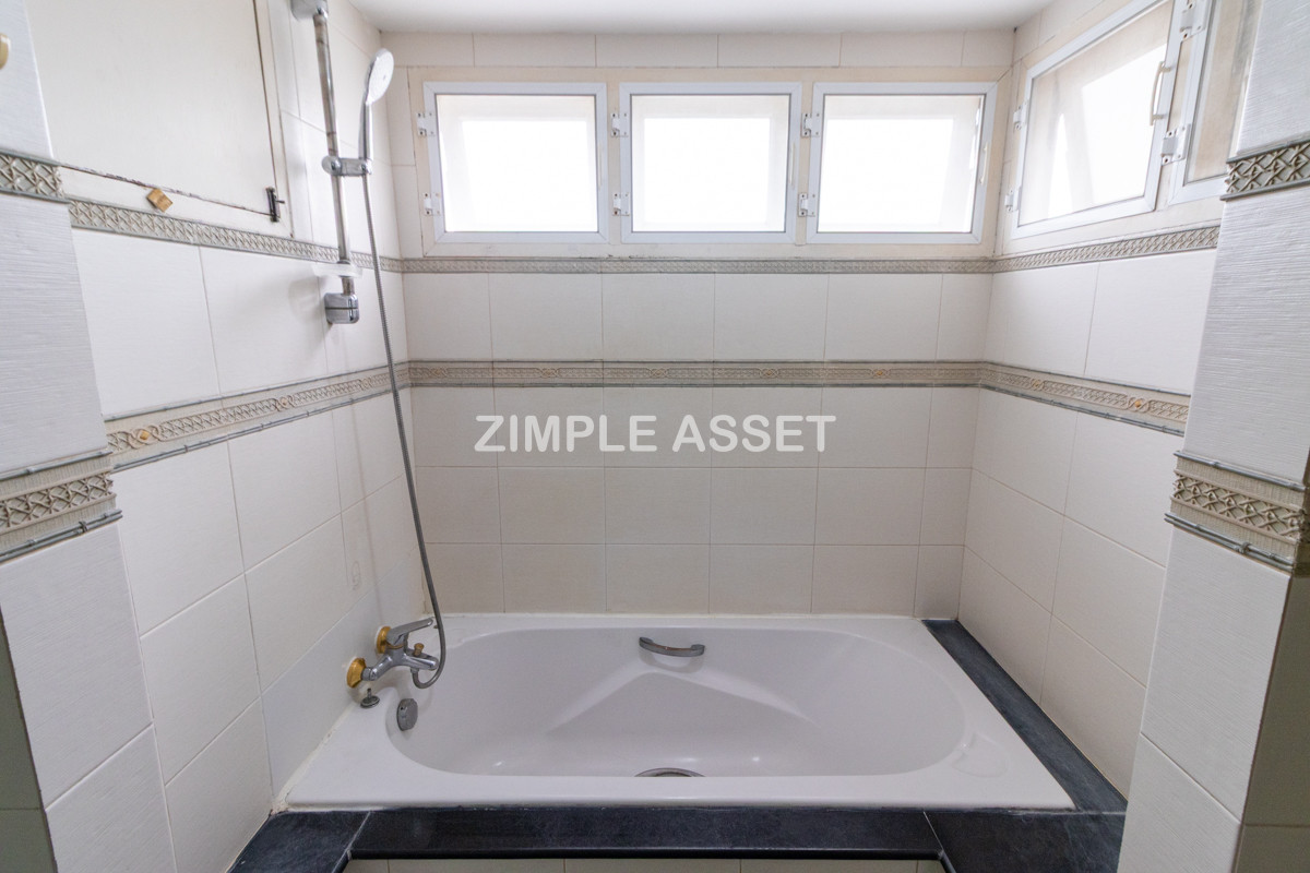 For RentSukhumvit, Asoke, Thonglor : Line ID: @zimple_asset  Residence for Rent in Soi Sawatdi, Sukhumvit. Spacious rooms, fully furnished, prime location.