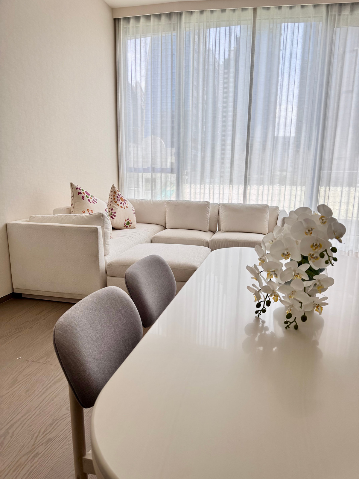 For RentCondoWitthayu, Chidlom, Langsuan, Ploenchit : Condo for rent 1 bed 1 bath fully furnished “Scope Lungsuan” 081-245-7349