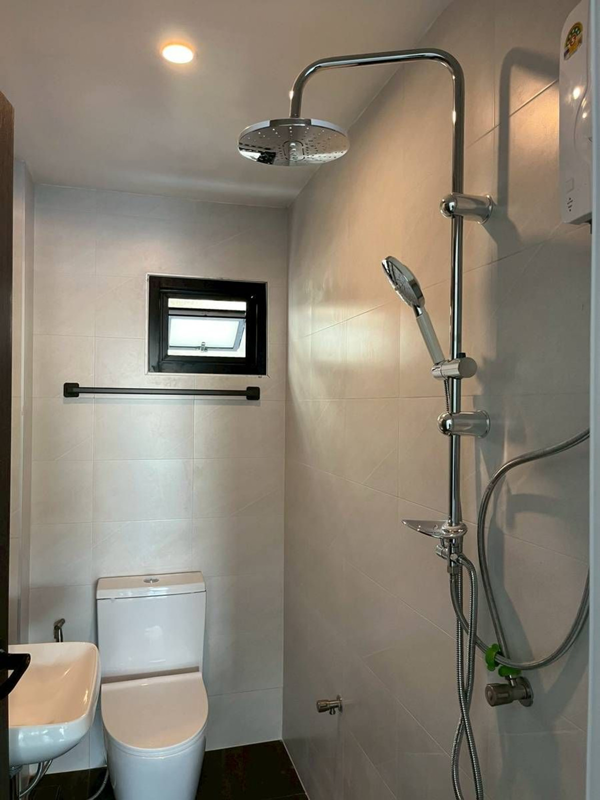 For RentChiang Mai : Line ID: @zimple_asset  Newly Opened Room near Fa Ham Intersection, Chiang Mai, Great location on Chiang Mai–Mae Jo Road with Doi Suthep views from every room. Spacious, new, beautifully designed rooms 🌿✨