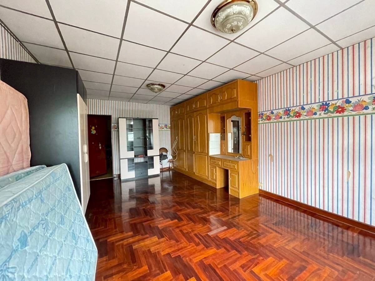 ขายอาคารพาณิชย์ราชเทวี พญาไท : 93044 - ขาย!!อาคารพาณิชย์ 2 คูหา 5 ชั้น + ชั้นลอย ทำเลทอง พระราม 6 ซอย 19 ติดไปรษณีย์ไทย อุรุพงษ์ ถนนเพชรบุรี เขตราชเทวี พญาไท กรุงเทพฯ