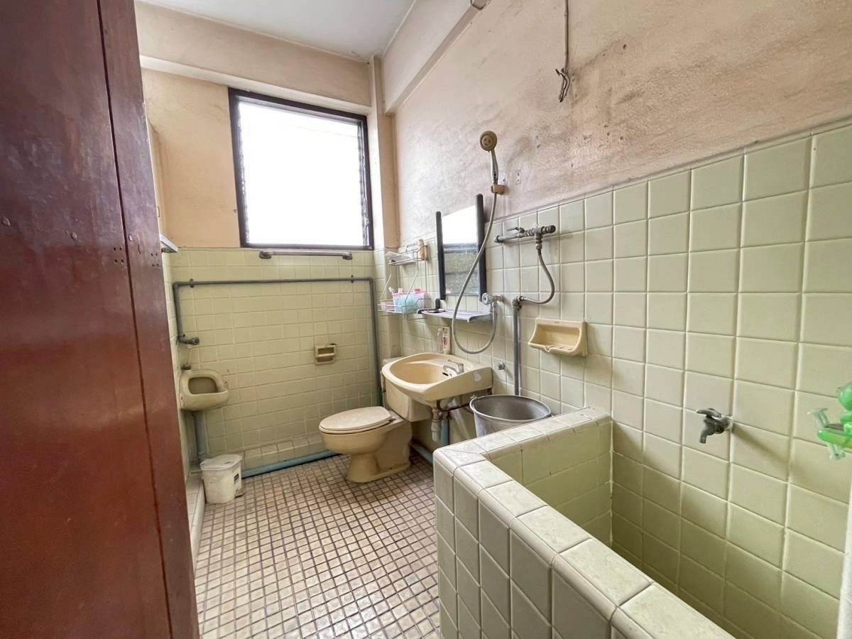 ขายอาคารพาณิชย์ราชเทวี พญาไท : 93044 - ขาย!!อาคารพาณิชย์ 2 คูหา 5 ชั้น + ชั้นลอย ทำเลทอง พระราม 6 ซอย 19 ติดไปรษณีย์ไทย อุรุพงษ์ ถนนเพชรบุรี เขตราชเทวี พญาไท กรุงเทพฯ