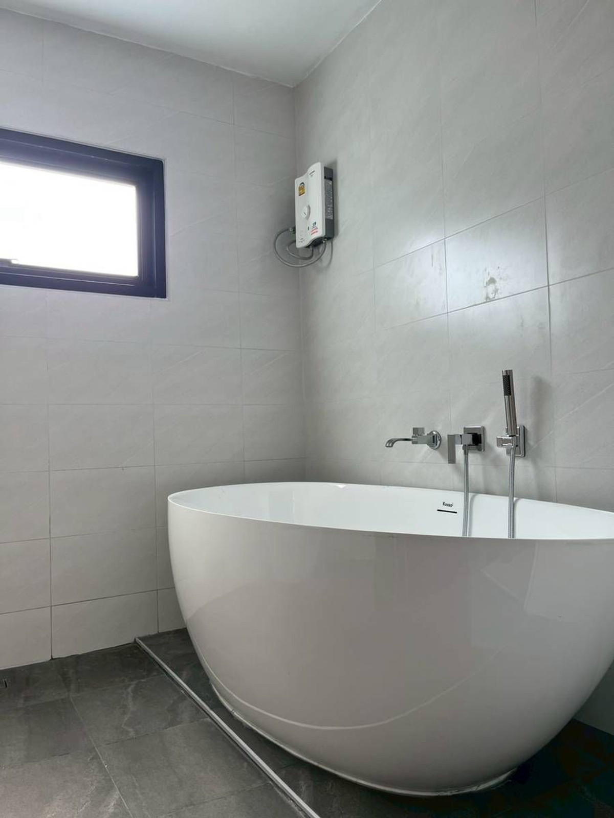 For RentChiang Mai : Line ID: @zimple_asset  Newly Opened Room near Fa Ham Intersection, Chiang Mai, Great location on Chiang Mai–Mae Jo Road with Doi Suthep views from every room. Spacious, new, beautifully designed rooms 🌿✨