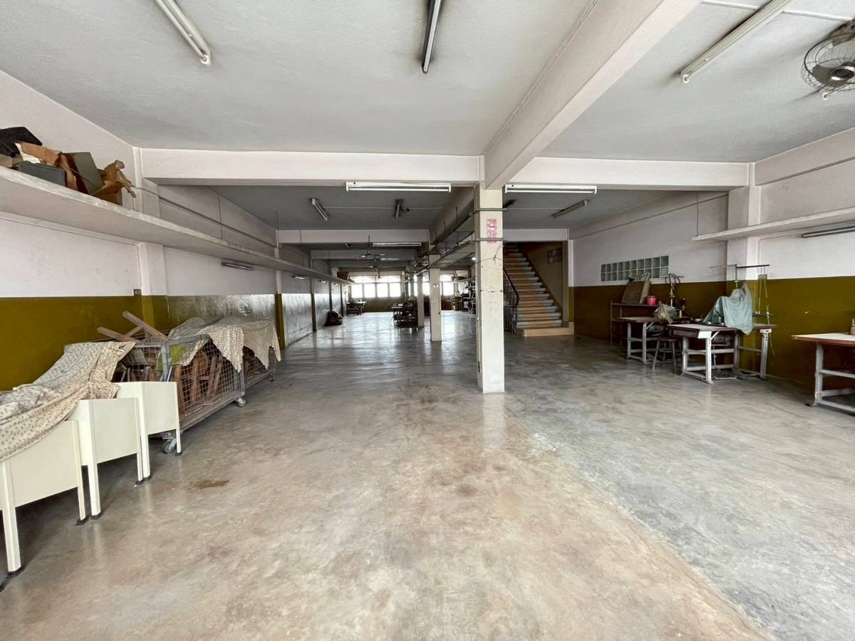 ขายอาคารพาณิชย์ราชเทวี พญาไท : 93044 - ขาย!!อาคารพาณิชย์ 2 คูหา 5 ชั้น + ชั้นลอย ทำเลทอง พระราม 6 ซอย 19 ติดไปรษณีย์ไทย อุรุพงษ์ ถนนเพชรบุรี เขตราชเทวี พญาไท กรุงเทพฯ