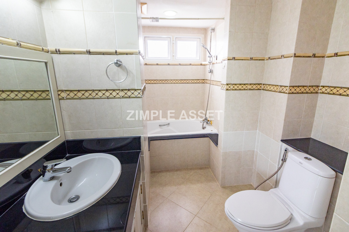 For RentSukhumvit, Asoke, Thonglor : Line ID: @zimple_asset  Residence for Rent in Soi Sawatdi, Sukhumvit. Spacious rooms, fully furnished, prime location.