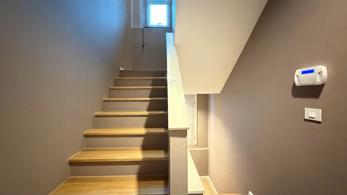 For SaleTownhomePattanakan, Srinakarin : Urgent sale, great price, Navana Define Srinakarin-Rama 9, luxury townhome, 3 floors, large functions, good value, premium location.