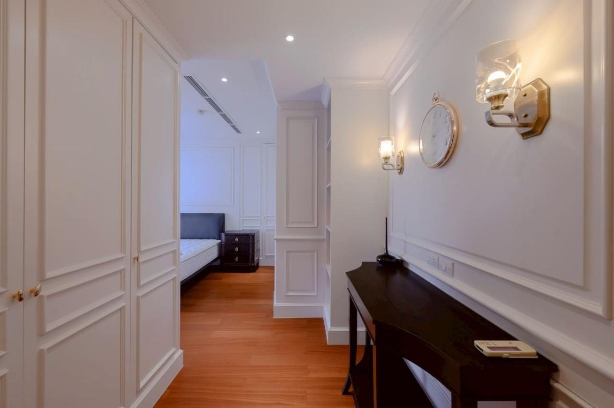 For RentCondoNana, North Nana,Sukhumvit13, Soi Nana : 🔥For urgent rent🔥The Oleander Sukhumvit 11, near BTS Nana / MRT Phetchaburi, fully furnished, ready to move in