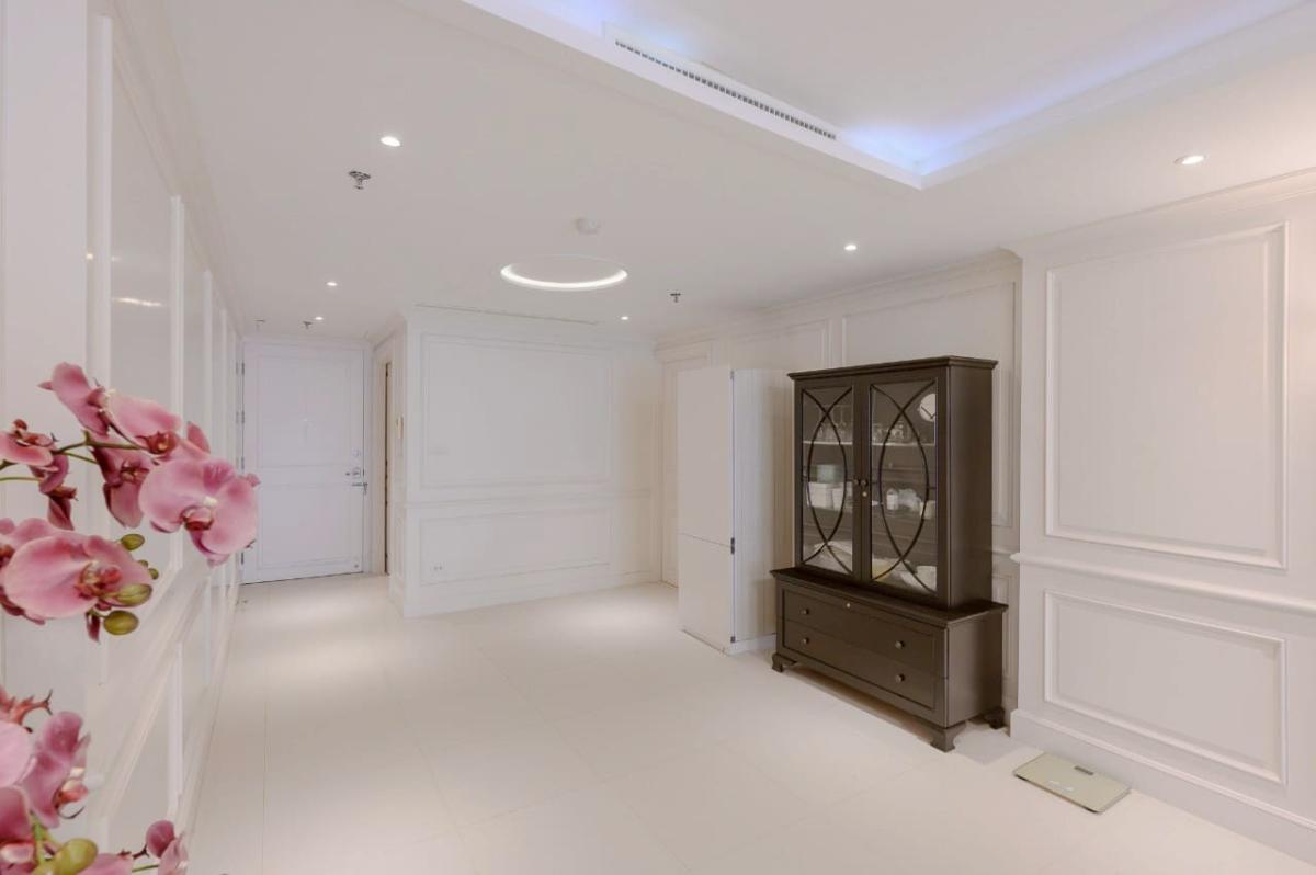 For RentCondoNana, North Nana,Sukhumvit13, Soi Nana : 🔥For urgent rent🔥The Oleander Sukhumvit 11, near BTS Nana / MRT Phetchaburi, fully furnished, ready to move in