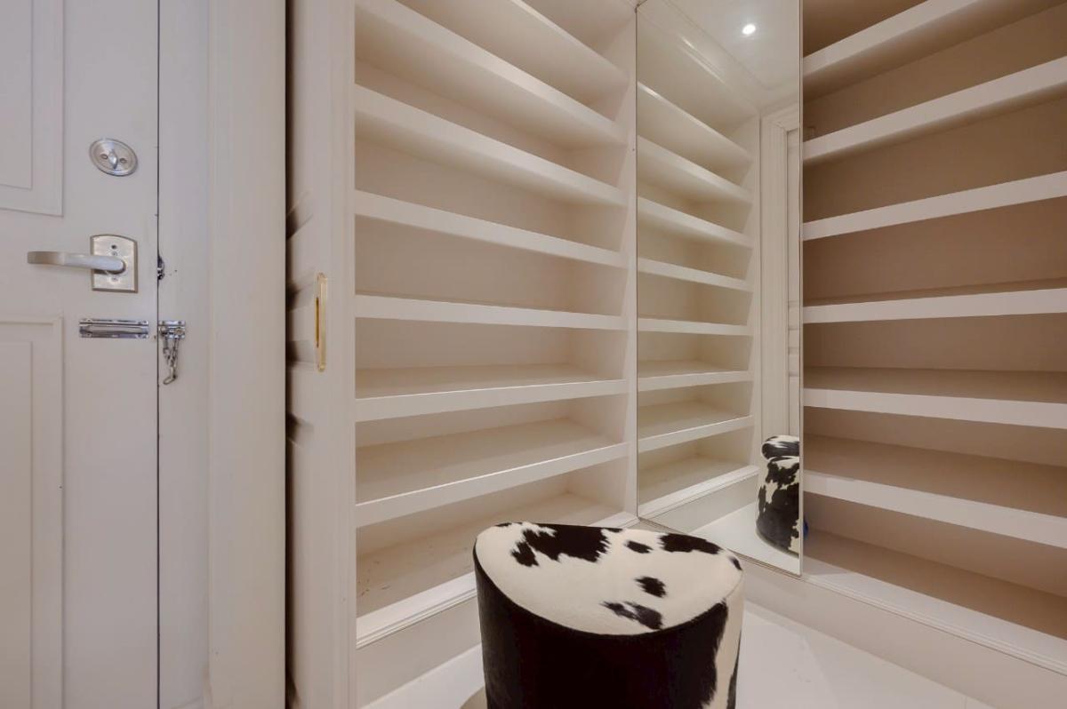 For RentCondoNana, North Nana,Sukhumvit13, Soi Nana : 🔥For urgent rent🔥The Oleander Sukhumvit 11, near BTS Nana / MRT Phetchaburi, fully furnished, ready to move in