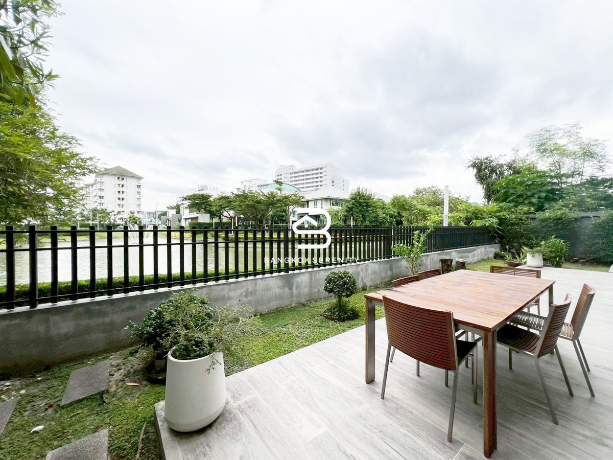 For RentHousePattanakan, Srinakarin : Lake View House for Rent or Sale at Nara Botanic 2, Srinakarin