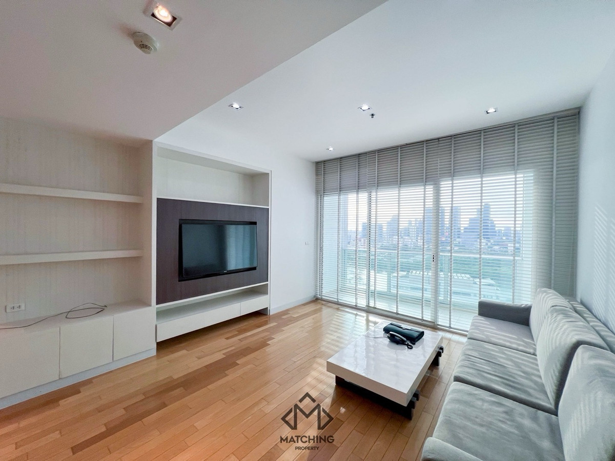 For SaleCondoSukhumvit, Asoke, Thonglor : For sale: Millennium Residence, 3 bedrooms, 145 sq m, Lake view.